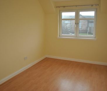 4 bedroom detached house to rent - Photo 1