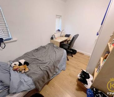 6 bedroom semi-detached house to rent - Photo 4