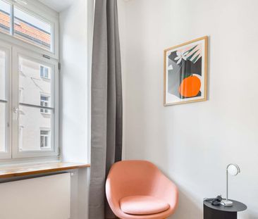 Toy Factory 7 Room 3 Standard+ - Photo 1