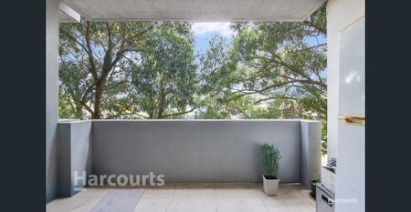 Two-Bedroom Apartment in the Heart of Campbelltown... - Photo 5