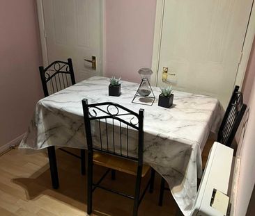 Price £1,200 pcm - Let - Photo 1