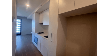 Modern One-Bedroom Apartment in a Highly Sought-After Complex - Photo 4