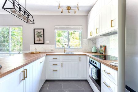 4/6-8 St Crispins Ave Port Douglas - Renovated One Bedroom for Lease - Photo 4