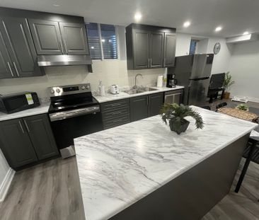 For Lease - 24 San Felice Lane, Hamilton, Ontario - Photo 6