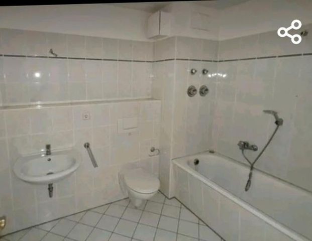 Sofort einziehen! Gemütliche Wohnung im 4.OG, mit Aufzug. - Photo 1