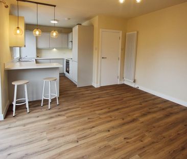 3 bedroom Bungalow To Let Total Size: 645 SQ FT - Photo 3