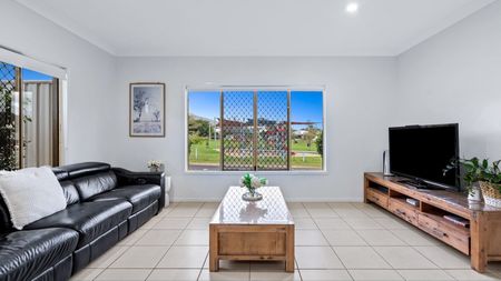 4 Bedroom Family Home - Photo 2