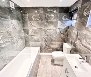 2 Bed Terraced House, Cambria Street, L6 - Photo 6