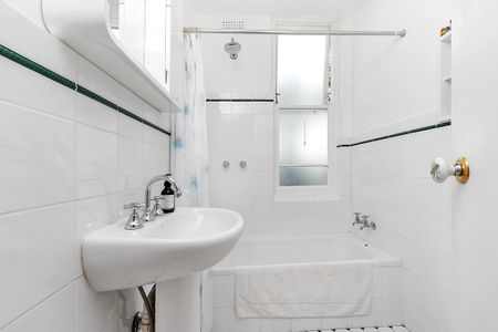 8/84a Darley Road, Manly NSW 2095 - Apartment For Rent | Domain - Photo 5