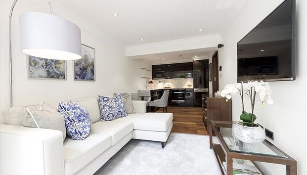 1 bedroom flat to rent - Photo 1