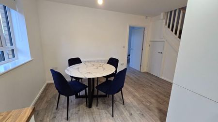 Wilsham Grove Great Haddon, Peterborough - Photo 2