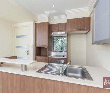 6/127 Ekibin Road, Annerley QLD 4103 - Photo 4
