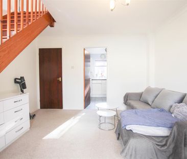 Loompits Way, Saffron Walden - Photo 1