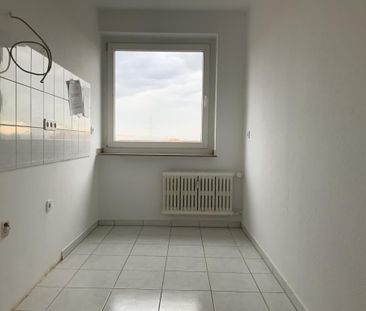 Renovierte 3-Zimmerwohnung mit Balkon und neuem Bad in DU-Walsum - Foto 4