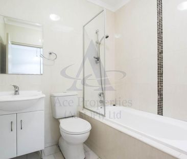 Spacious Two-Bedroom Apartment in Alexandria - Photo 6