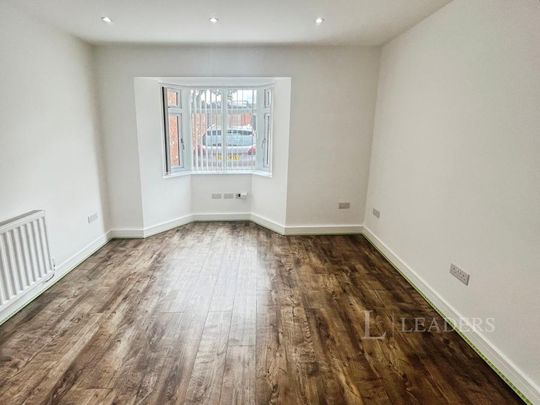2 bedroom apartment to rent Medina Road, Luton, Bedfordshire, LU4 - Photo 1