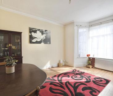 4 bedroom terraced house to rent - Photo 2