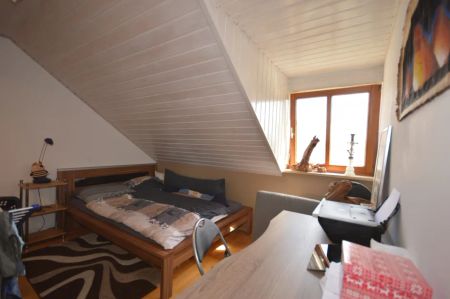 Ideale Single-Wohnung: 2 Zimmer, Küche, Bad, Balkon in Neumarkt - Photo 3