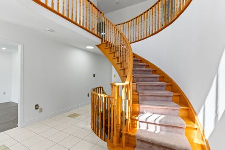 For Lease - 459 Glenashton Drive, Oakville, Ontario - Photo 5