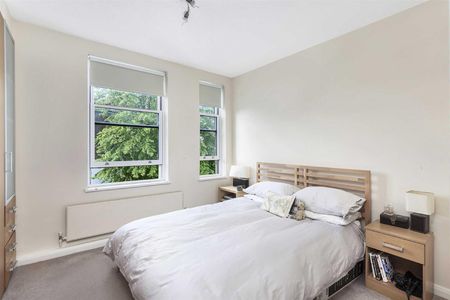 Gabrielle Court Lancaster Grove Belsize Park NW3 - Photo 3