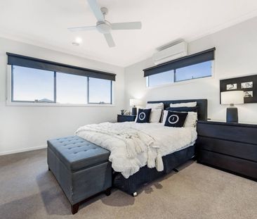 17 Palmyra Street, Keysborough VIC 3173 - Townhouse For Rent | Domain - Photo 3