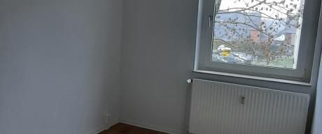 Schöne 3 Zimmer neu renoviert, ab sofort frei - Foto 1