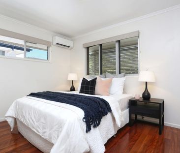 Spacious Family Home with Large Yard & Ample Parking in Keperra - Photo 5