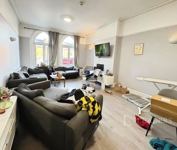 7 bedroom flat to rent - Photo 3