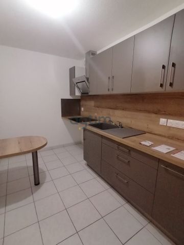 Location Appartement 3 pièces 61m² ST FULGENT 85250 - Photo 3