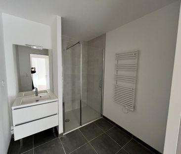 Appartement à louer 2 pièces - 41 m² - Photo 2