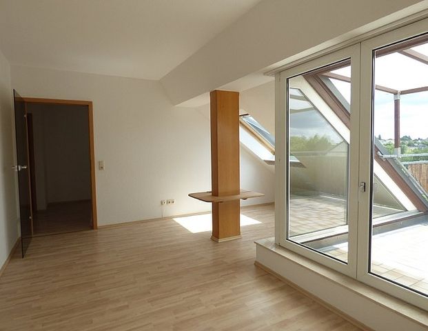 GEMÜTLICHes DACHGESCHOSS mit FERNBLICK - Photo 1