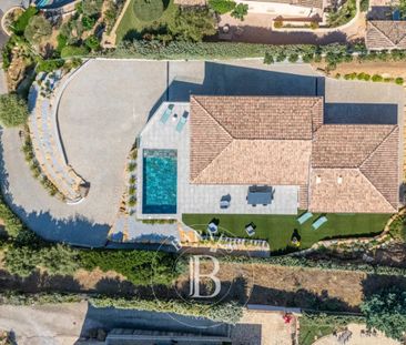 LOCATION SAISONNIÈRE - GOLFE DE SAINT-TROPEZ/SAINTE-MAXIME - 4 CHAM... - Photo 6