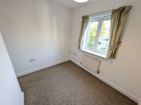 Town house to rent on - Photo 5