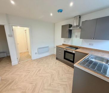 3 bedroom terraced house to rent - Photo 4