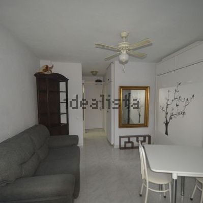 Alquiler de estudio en Avenida Gamonal, 8 - Photo 1