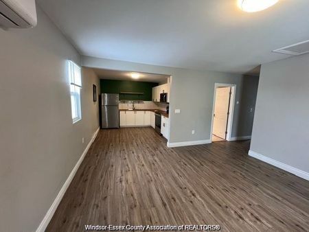 For Lease - 746 DOUGALL Avenue Unit# UPPER, Windsor, Ontario - Photo 4