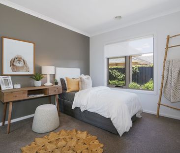 Elegant Thurgoona Home Offering Space, Light and Convenience - Photo 6