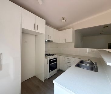 39 Rose Street, Armadale VIC 3143 - House For Rent | Domain - Photo 6