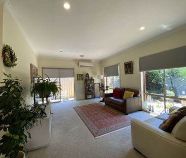 11 Lloyd Street, East Bendigo - Photo 6