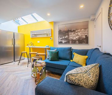 Room 1 Room 5 - Photo 4