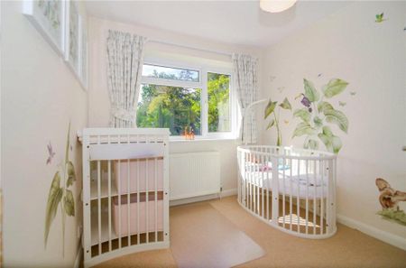 3 bedroom end of terrace house to rent - Photo 4
