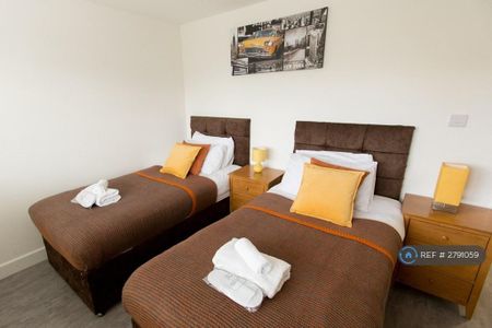 2 bedroom terraced house to rent - Photo 3