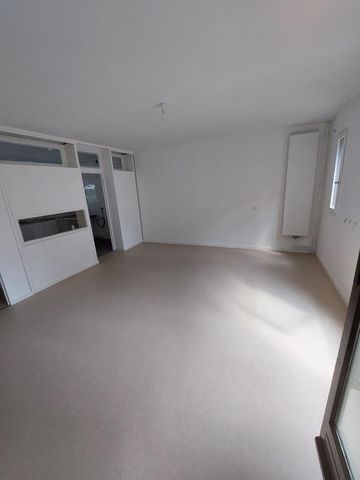 T3 DUPLEX - PLACE EDMOND ARNAUD - GRENOBLE - Photo 3