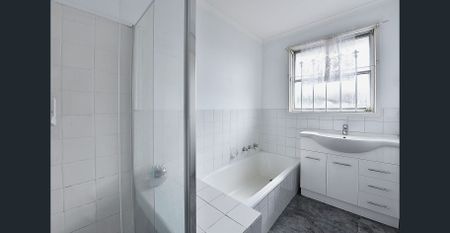 Living in a Convenient Location - Photo 3