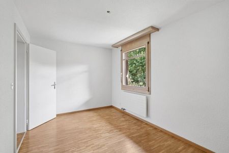 Helle Wohnung mit Cheminée - Foto 3