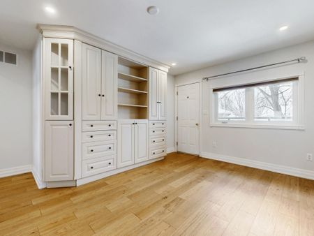 For Lease - 21 Willowbank Avenue, Richmond Hill, Ontario - Photo 2