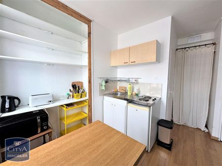 Location Appartement 1 pièce 18m² LILLE 59000 - Photo 4