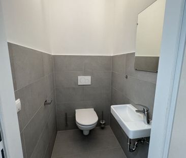 Provisionsfrei: Unbefristeter 46m² Erstbezug mit 2 Zimmern Nähe U3 ... - Photo 3