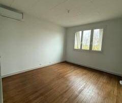 Appartement 3 pièces - 01750 Saint-Laurent-sur-Saône - Photo 2