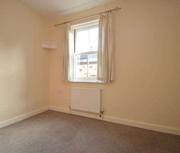 Bedroom Ground Floor Apartment In Godalming, GU7 - Photo 2